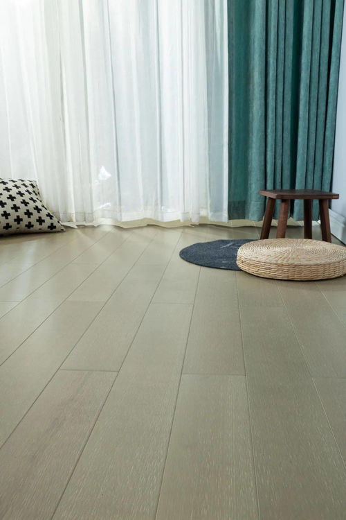 全民焕新季，温暖传递 久盛传情地板的匠心之旅